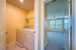 9324 Rally Spring Loop, Wesley Chapel, FL 33545 - Photo 25