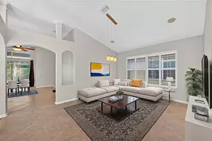 19156 Dove Creek Dr, Tampa, FL 33647 - Photo 9