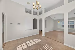 19156 Dove Creek Dr, Tampa, FL 33647 - Photo 15