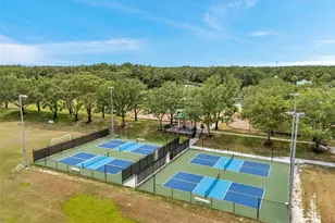 19156 Dove Creek Dr, Tampa, FL 33647 - Photo 89