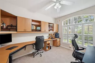 19156 Dove Creek Dr, Tampa, FL 33647 - Photo 11