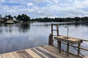 5445 Manatee Point Dr, New Port Richey, FL 34652 - Photo 7