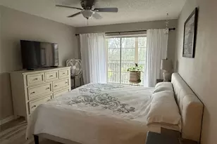 9510 Harbor Greens Way, Seminole, FL 33776 - Photo 17