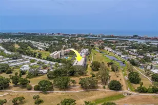 9510 Harbor Greens Way, Seminole, FL 33776 - Photo 39