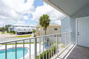 2643 St Josephs Dr W, Dunedin, FL 34698 - Photo 5