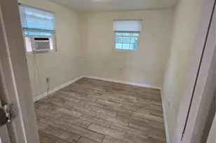 4607 N 35th St, Tampa, FL 33610 - Photo 3