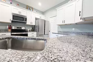 37230 Poinsettia Ave, Dade City, FL 33525 - Photo 11