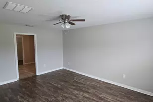 2216 4th St SW, Ruskin, FL 33570 - Photo 21