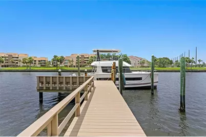 2773 Seabreeze Drive S, Gulfport, FL 33707 - Photo 1