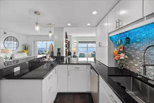 1120 N Shore Dr NE, Saint Petersburg, FL 33701 - Photo 5