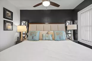 1120 N Shore Dr NE, Saint Petersburg, FL 33701 - Photo 21