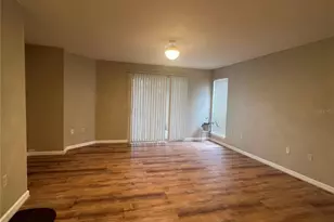 9481 Highland Oak Dr, Tampa, FL 33647 - Photo 11