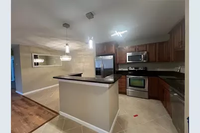 9481 Highland Oak Drive #814, Tampa, FL 33647 - Photo 7