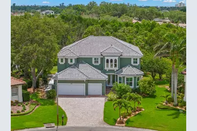 1171 Red Maple Circle NE, Saint Petersburg, FL 33703 - Photo 1