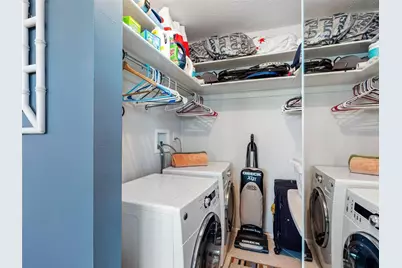 4700 Cove Circle #301, Saint Petersburg, FL 33708 - Photo 31