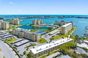 4700 Cove Cir, Saint Petersburg, FL 33708 - Photo 57