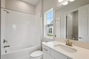 35579 Stableton Ln, Zephyrhills, FL 33541 - Photo 17