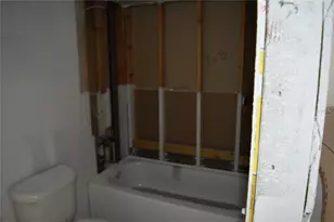 420 Moorings Cove Dr, Tarpon Springs, FL 34689 - Photo 37