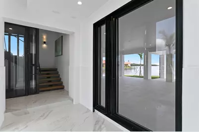 2087 Michigan Avenue NE, Saint Petersburg, FL 33703 - Photo 51