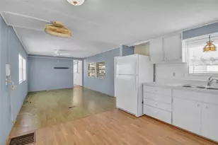 3210 Hampshire Dr, Holiday, FL 34690 - Photo 9