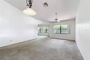 1556 Lynda Ln, Dunedin, FL 34698 - Photo 9