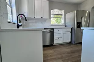 1675 13th Ave S, Saint Petersburg, FL 33712 - Photo 9