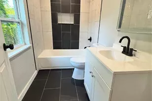 1675 13th Ave S, Saint Petersburg, FL 33712 - Photo 11