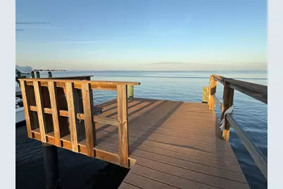 3227 Bayshore Boulevard NE, Saint Petersburg, FL 33703 - Photo 37