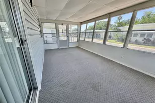 99 Pindo Palm St E, Largo, FL 33770 - Photo 7