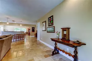 4174 14th Ln NE, Saint Petersburg, FL 33703 - Photo 5