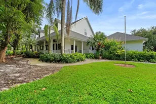 6915 215th St E, Bradenton, FL 34211 - Photo 3