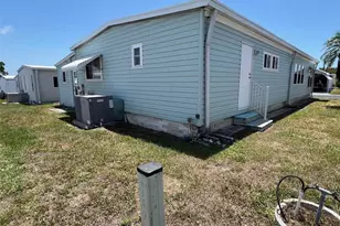 832 Cane Palm St, Largo, FL 33778 - Photo 5