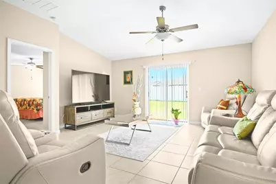 742 8th Street NW, Ruskin, FL 33570 - Photo 5