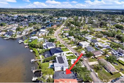 3800 Shore Acres Boulevard NE, Saint Petersburg, FL 33703 - Photo 3