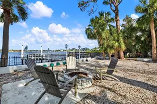 3800 Shore Acres Blvd NE, Saint Petersburg, FL 33703 - Photo 7