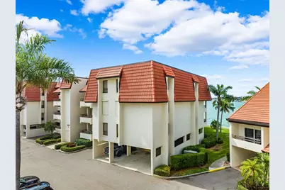 138 1st Street E #106, Tierra Verde, FL 33715 - Photo 3