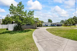 6875 11th Ave N, Saint Petersburg, FL 33710 - Photo 3