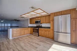 128 1st St E, Tierra Verde, FL 33715 - Photo 3