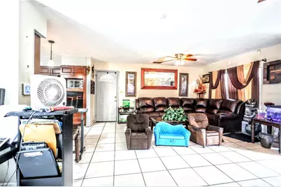 11411 N 19th Street, Tampa, FL 33612 - Photo 5