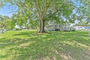 652 N Jackson St, Eagle Lake, FL 33839 - Photo 5