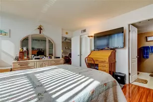 7465 Bay Island Dr S, South Pasadena, FL 33707 - Photo 19