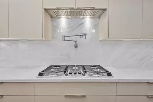 910 W Virginia Ave, Tampa, FL 33603 - Photo 13