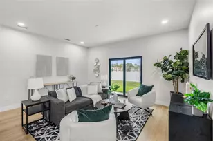 4308 W Gray St, Tampa, FL 33609 - Photo 5