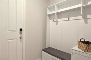 17015 Coral Key Dr, Nokomis, FL 34275 - Photo 5