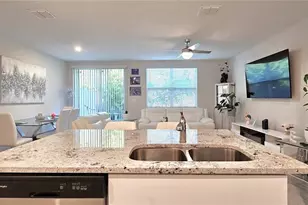 17015 Coral Key Dr, Nokomis, FL 34275 - Photo 7