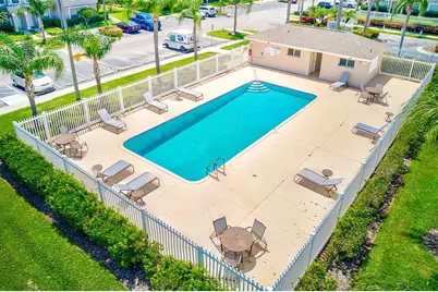 727 Kensington Lake Circle, Brandon, FL 33511 - Photo 27