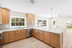 11 Brightwaters Cir NE, Saint Petersburg, FL 33704 - Photo 31