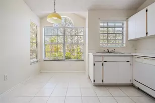 2355 Bentley Dr, Palm Harbor, FL 34684 - Photo 17