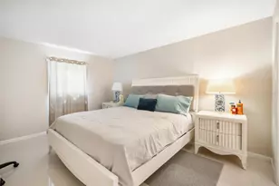 801 Russell Ln, Brandon, FL 33510 - Photo 9