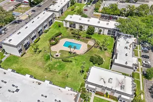 801 Russell Ln, Brandon, FL 33510 - Photo 17